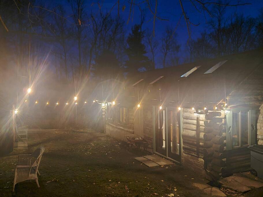 1913 Love Shack Bethel White Lake Ny Buitenkant foto